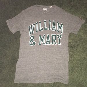 William and Mary T-Shirt Size Small